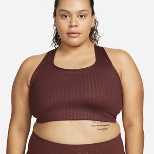NIKE Dri-FIT Swoosh Medium-Support Maroon Brown Sports Bra Womens Plus Size 2X
